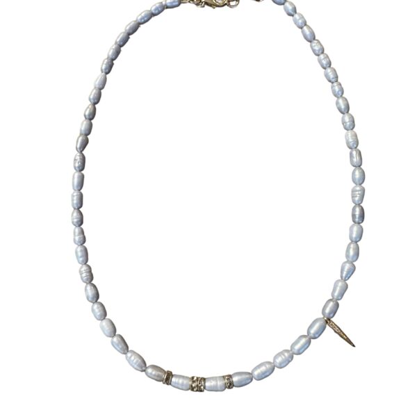 שרשרת מרי אפורה