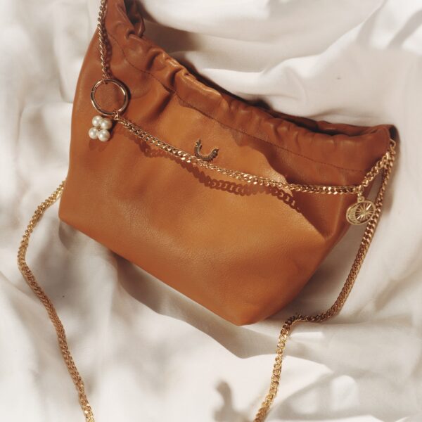 תיק לה לונה קרמל