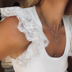 גופיית ליליאן תחרה לבנה