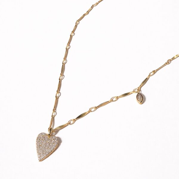 שרשרת לב משובץ