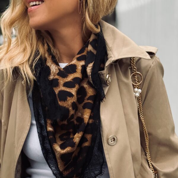 מטפחת Tigger תחרה