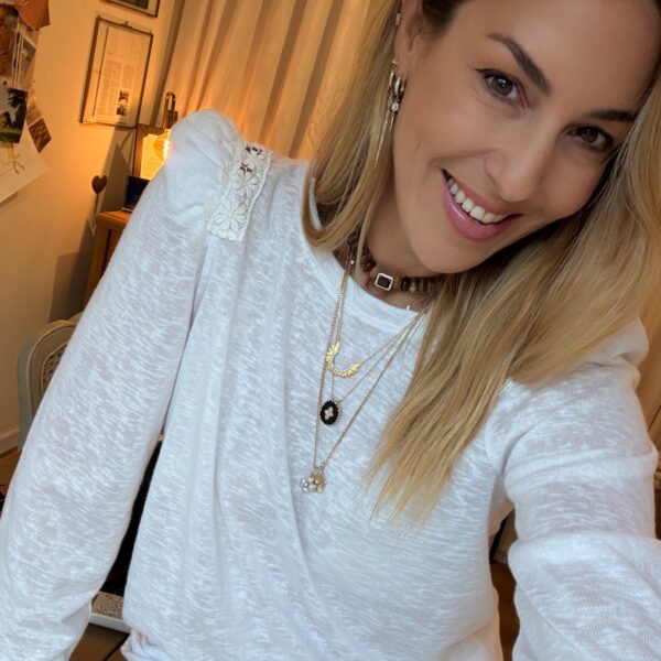 חולצת Avia לבנה