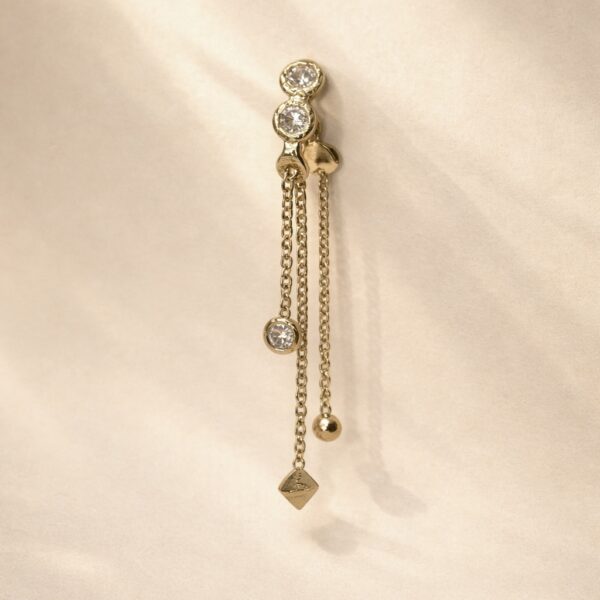 חישוק משובץ שרוכים