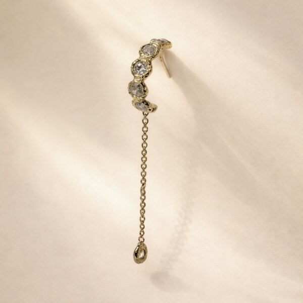 חישוק משובץ שרוך אחד